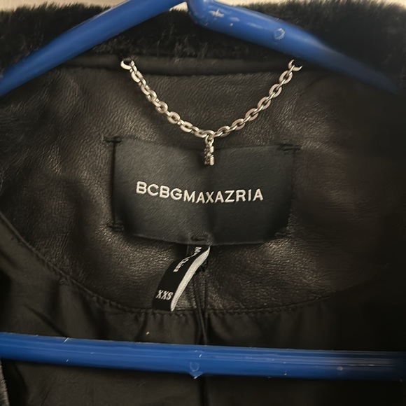 Black Coat - Picture 6 of 8